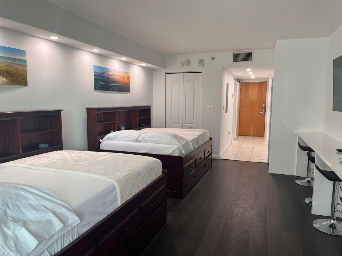 Studios In Brickell With Pool, Gym, Free Parking And Game Room Miami Zewnętrze zdjęcie