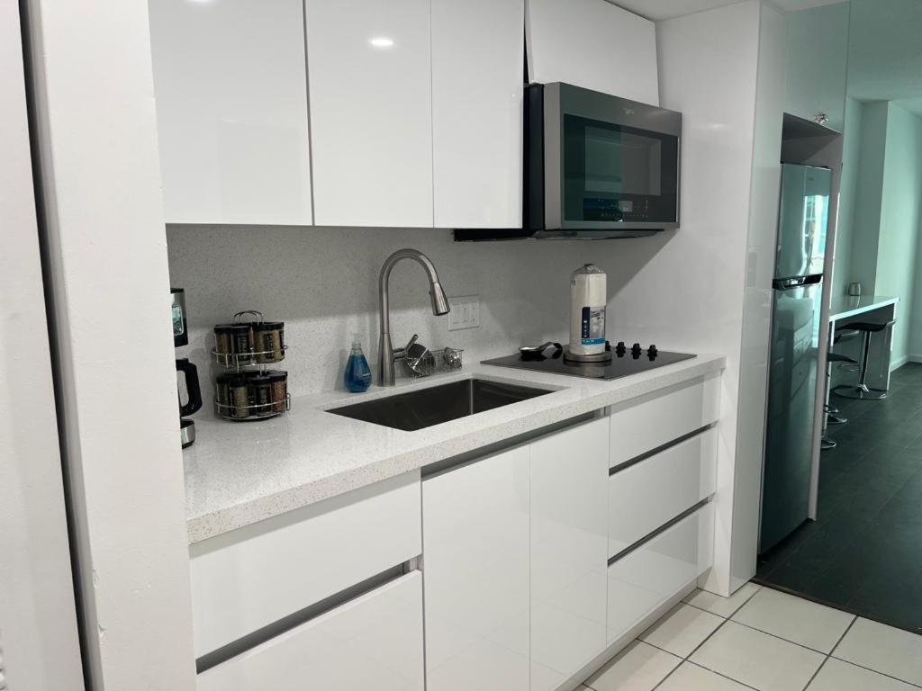 Studios In Brickell With Pool, Gym, Free Parking And Game Room Miami Zewnętrze zdjęcie