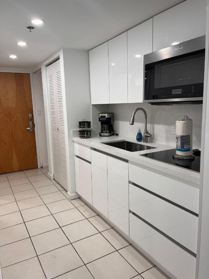 Studios In Brickell With Pool, Gym, Free Parking And Game Room Miami Zewnętrze zdjęcie
