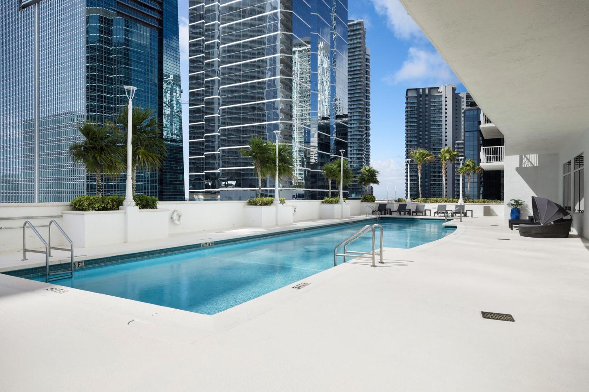 Studios In Brickell With Pool, Gym, Free Parking And Game Room Miami Zewnętrze zdjęcie